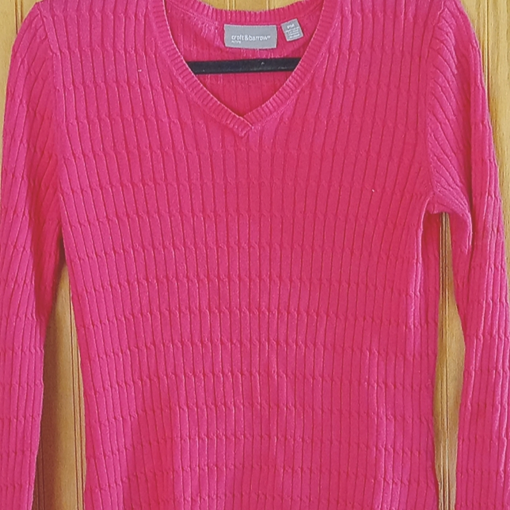 Women/Juniors, Size SP(small,petite) pink croft&Barrow, sweater